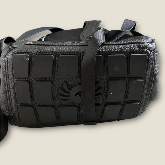 Itzy‎ Ritzy Leather Large Diaper Backpack Bag Travel Black 15" Inch PLEASE READ! - Picture 4 of 12